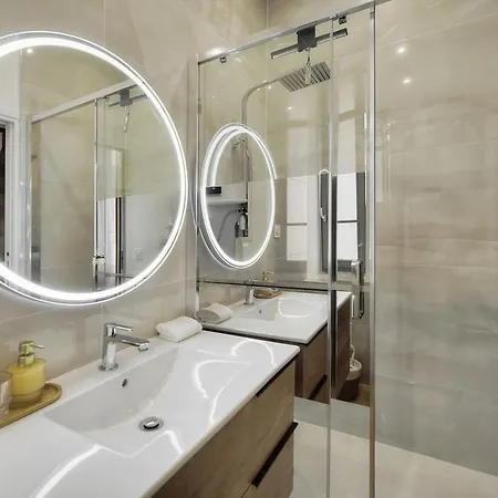 公寓 Marigold - 2 Bed 2 Bath - Ac - 8 Min From Palais 戛纳