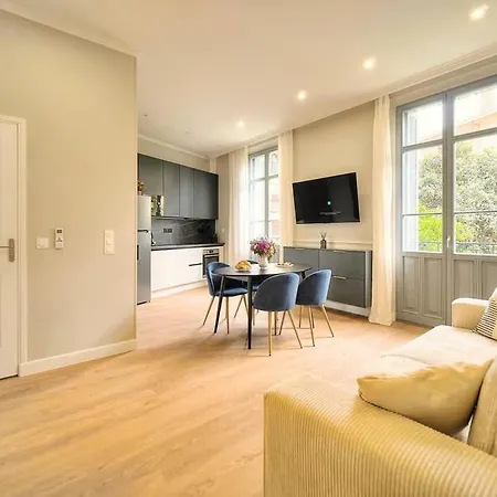 Marigold - 2 Bed 2 Bath - Ac - 8 Min From Palais Lägenhet *