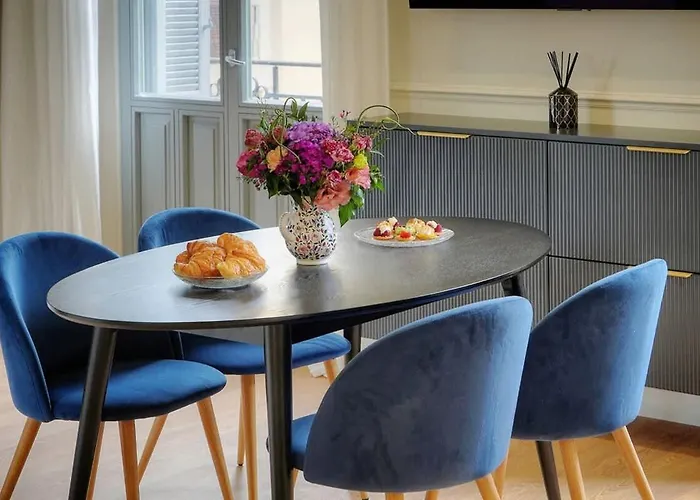 Marigold - 2 Bed 2 Bath - Ac - 8 Min From Palais Apartmán *