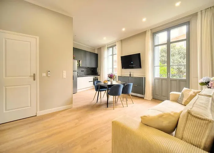 Marigold - 2 Bed 2 Bath - Ac - 8 Min From Palais Apartmán *