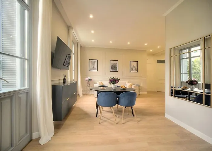 Marigold - 2 Bed 2 Bath - Ac - 8 Min From Palais Cannes