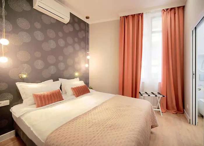 Marigold - 2 Bed 2 Bath - Ac - 8 Min From Palais Apartmán Cannes