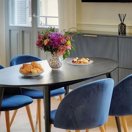 Marigold - 2 Bed 2 Bath - Ac - 8 Min From Palais 公寓 *